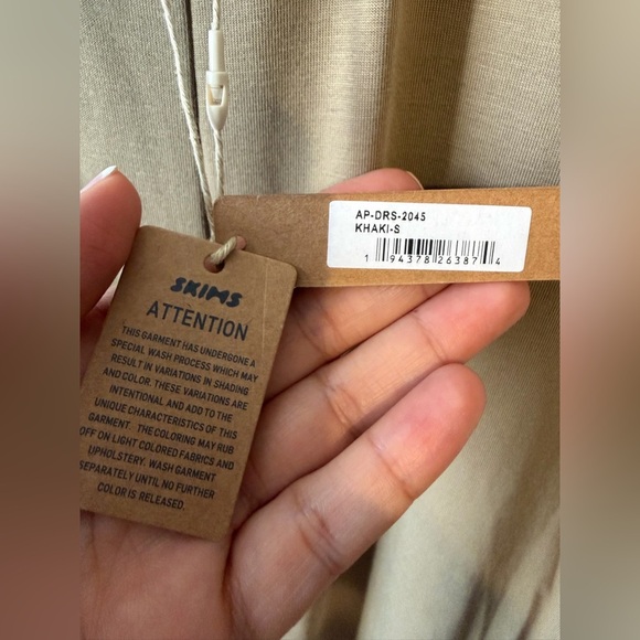 SKIMS 
Smooth Lounge Long Sleeve Open Back Dress - - Picture 5 of 5